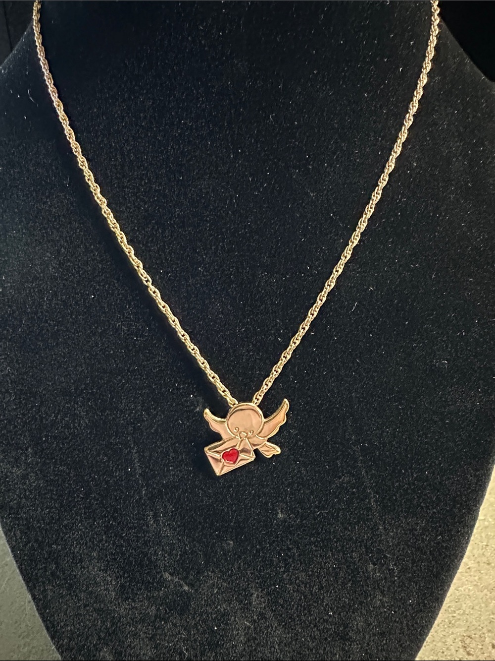 Vintage Avon Gold-Tone Love Dove Pendant Necklace with Red Accent